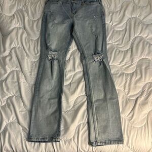 RSQ Denim Strech with Front tears Size 12. Waist:26 , Inseam: 26 inches
